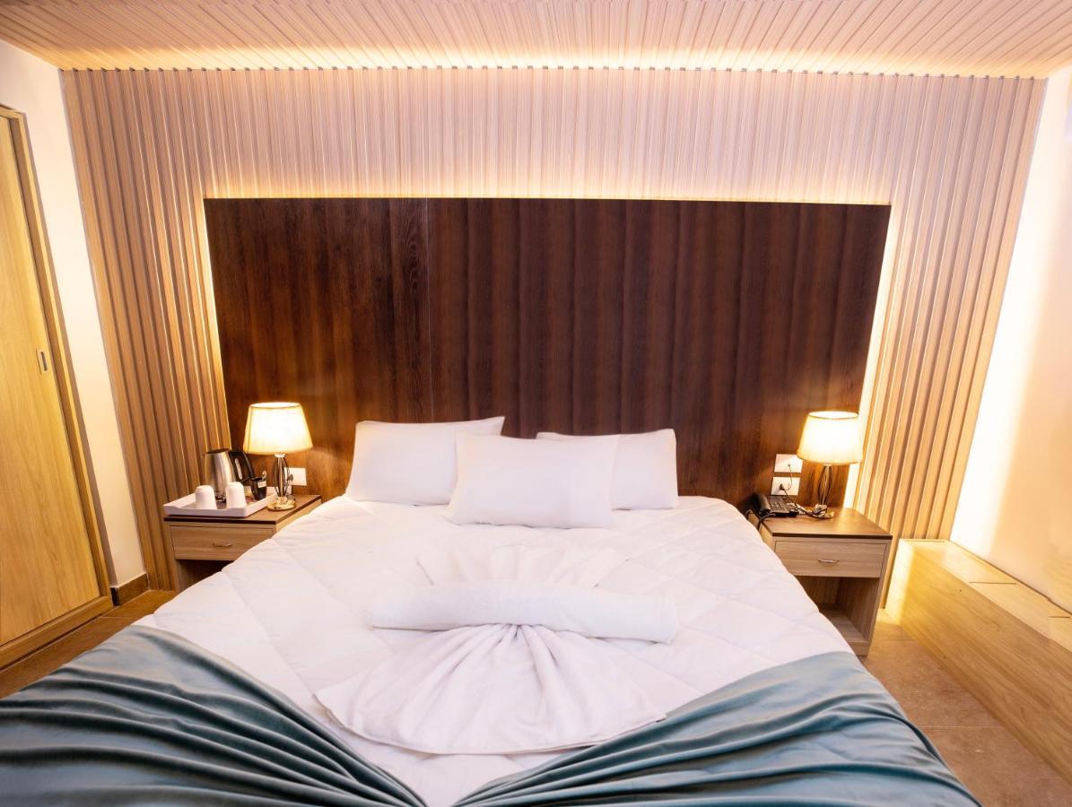 Blue Pyramids Eyes Hotel Al Kawm al Akhdar Kültér fotó