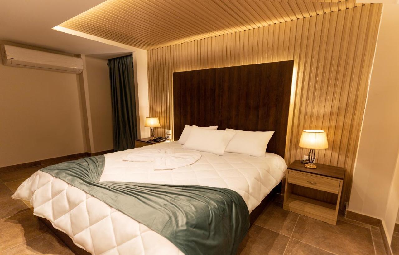 Blue Pyramids Eyes Hotel Al Kawm al Akhdar Kültér fotó